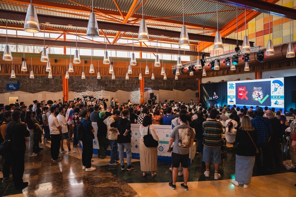 escenario principal de guadalindie lleno