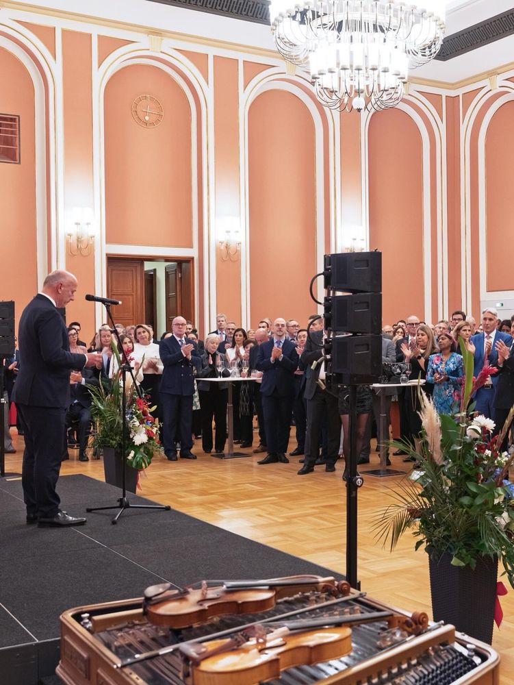 Gäste auf dem Empfang der Tschechischen Botschaft zum Nationalfeiertag.