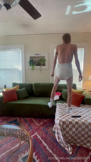 A new JFF superfan is enjoying my 287 videos, 793 photos, with 1461 likes. See ALL my content at: justfor.fans/AverageSkaterBoy?Source=NewFanBlueSky