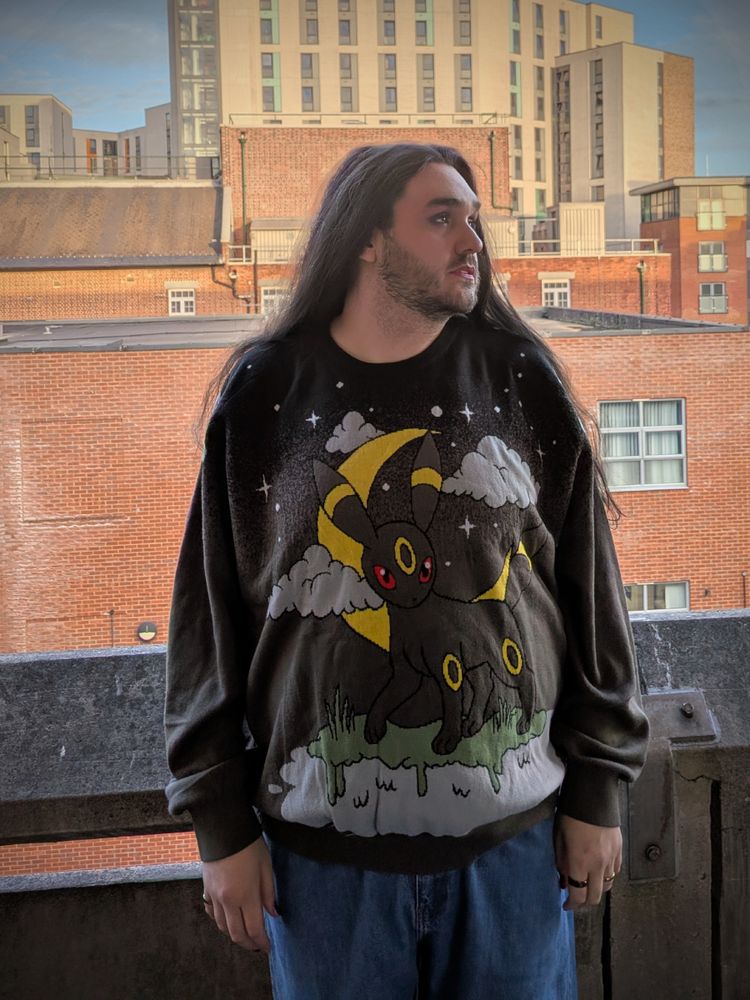 photo of me standing so you can see my SWEET umbreon jumper
