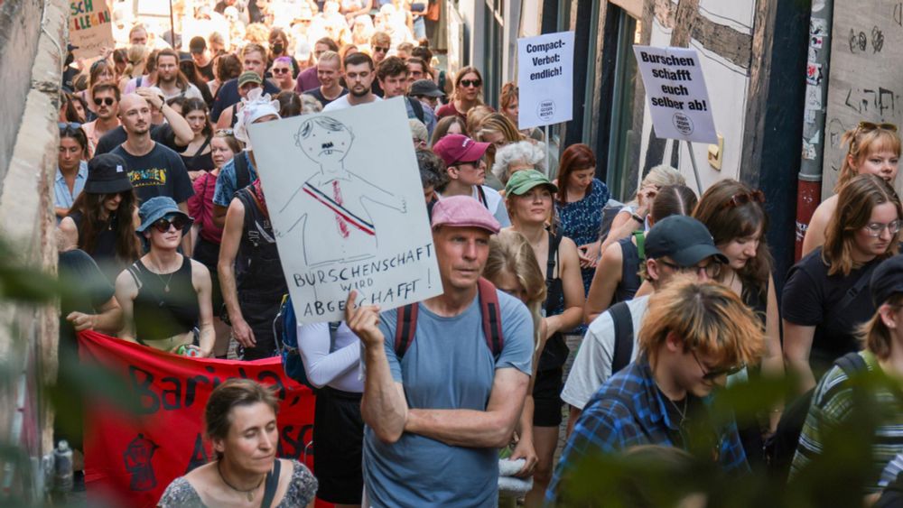 Verfassungsschutz: Mitglieder zweier Burschenschaften in Marburg als rechtsextrem eingestuft