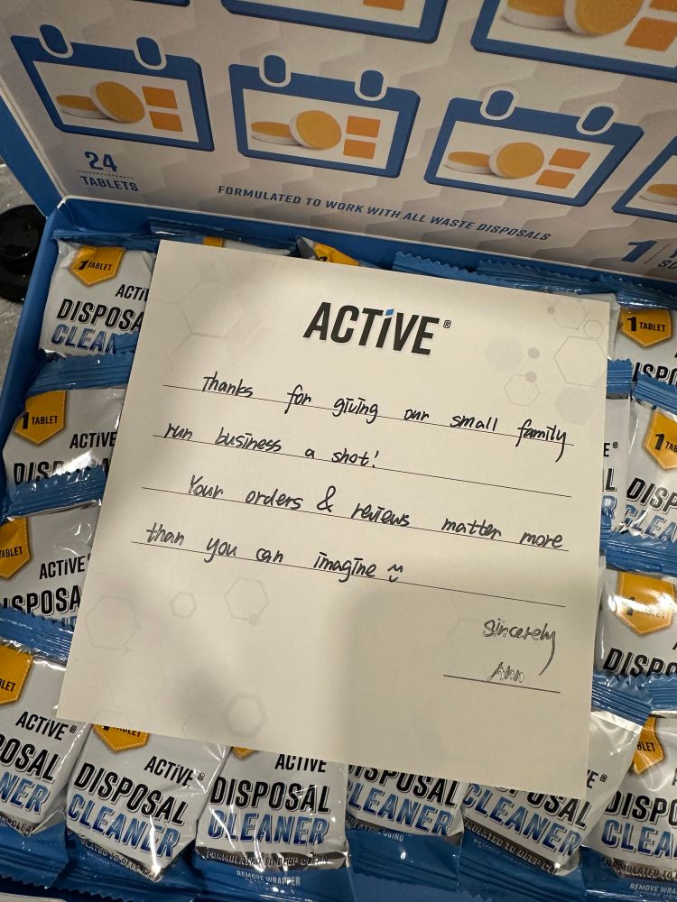 A note that reads: Thanks for giving  our small family run business a shot!
Your orders & reviews matter more
than you can imagine. 