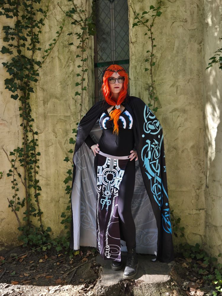 kat cosplaying as true form midna from the legend of zelda twilight princess 