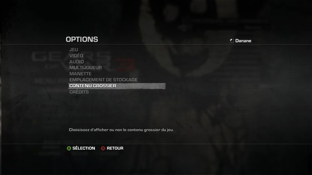 Menu d'options de Gears of War 3 :"contenu grossier : choisissez d'afficher ou non le contenu grossier du jeu" 