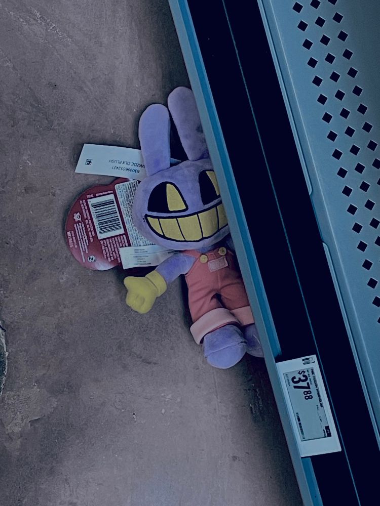 Jax from The Amazing Digital Circus left in the bowels of Walmart.