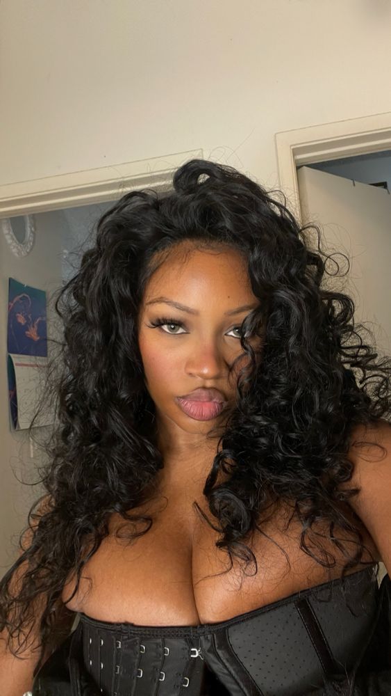 Curly hair makeup glam aesthetic 