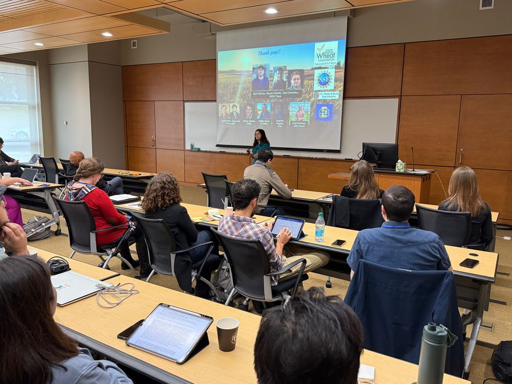 Gazala presents to a full room