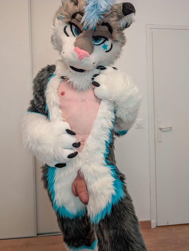 a very sexy snep