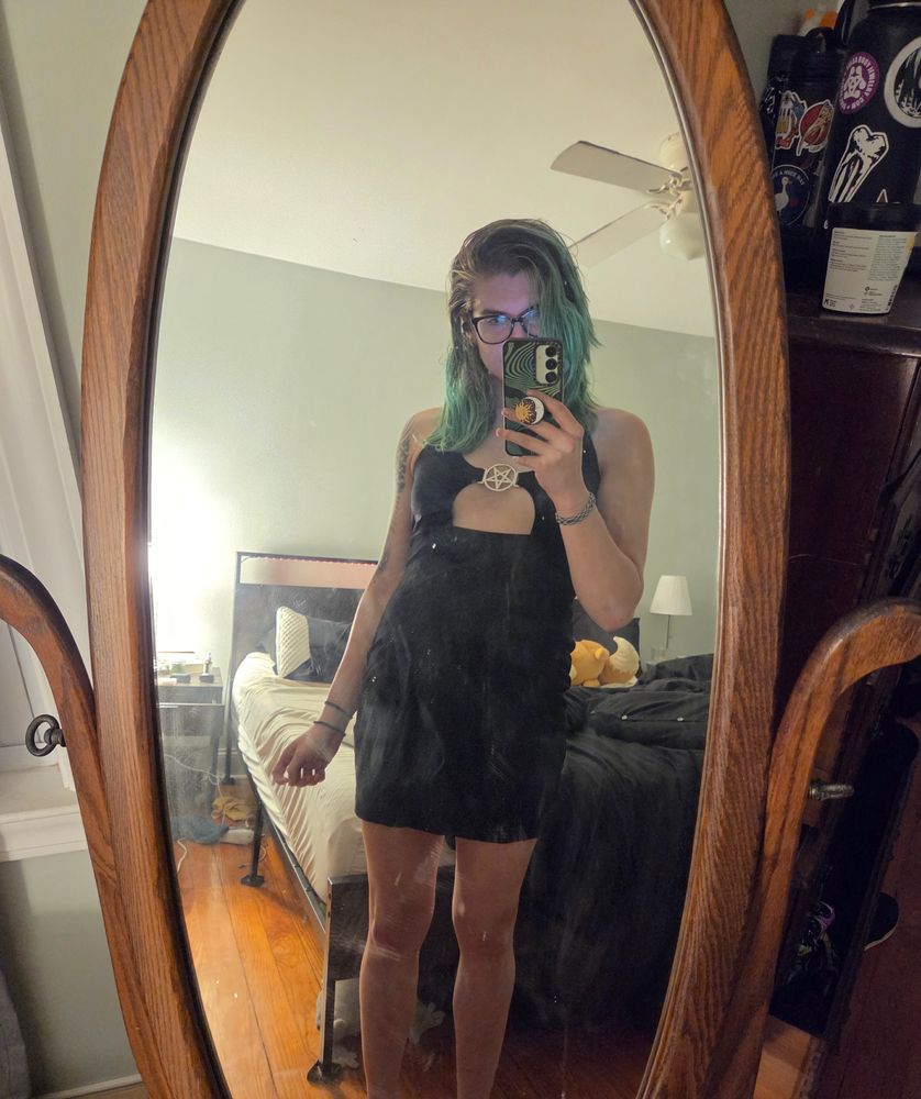 Me in a body can dress with a pentagram on the chest