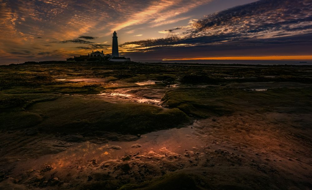 Morning blue hour at St. Marys Lighthouse in the UK.