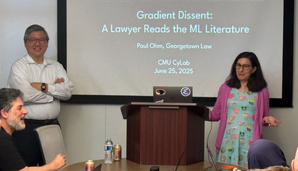 Photo of Lorrie Cranor introducing Paul Ohm during his lecture at Carnegie Mellon University