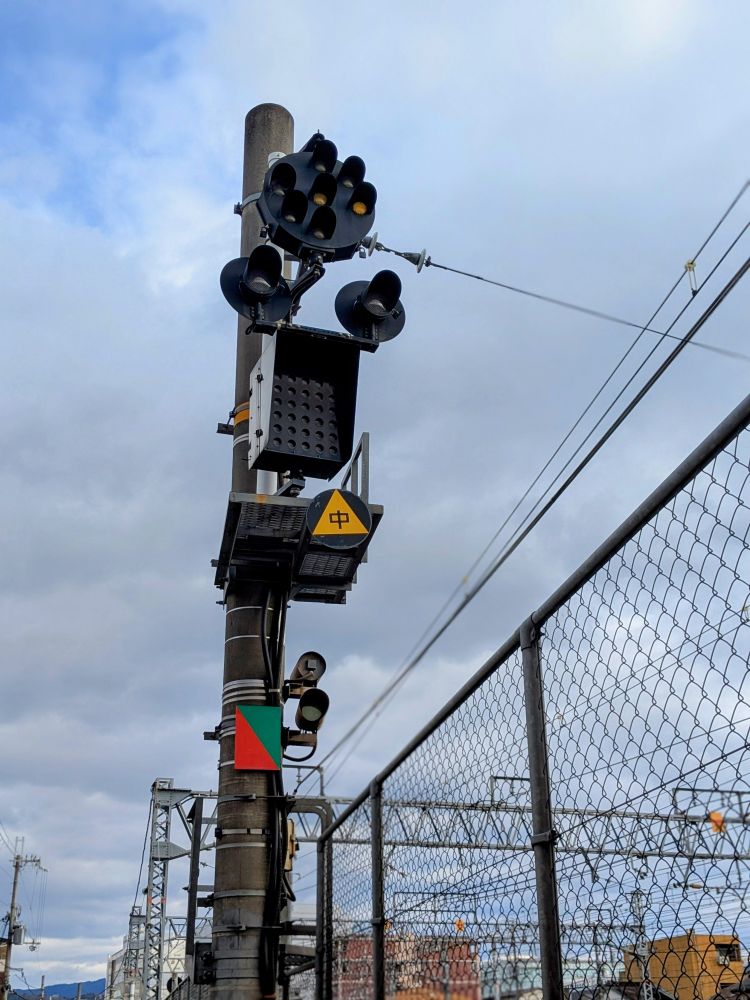 電車の信号機