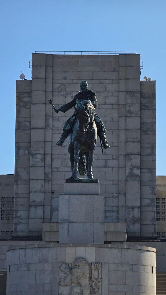 Statue of Jan Žižka riding a horse and wielding a mace