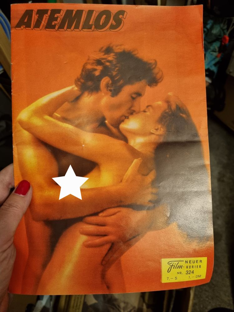 Richard Gere und Valérie Kaprisky schmusen eher nackert in sehr orange auf dem Cover. "Atemlos" (Originaltitel: "Breathless") war das US-Godard-Remake von Jim McBride aus dem Jahr 1983. 