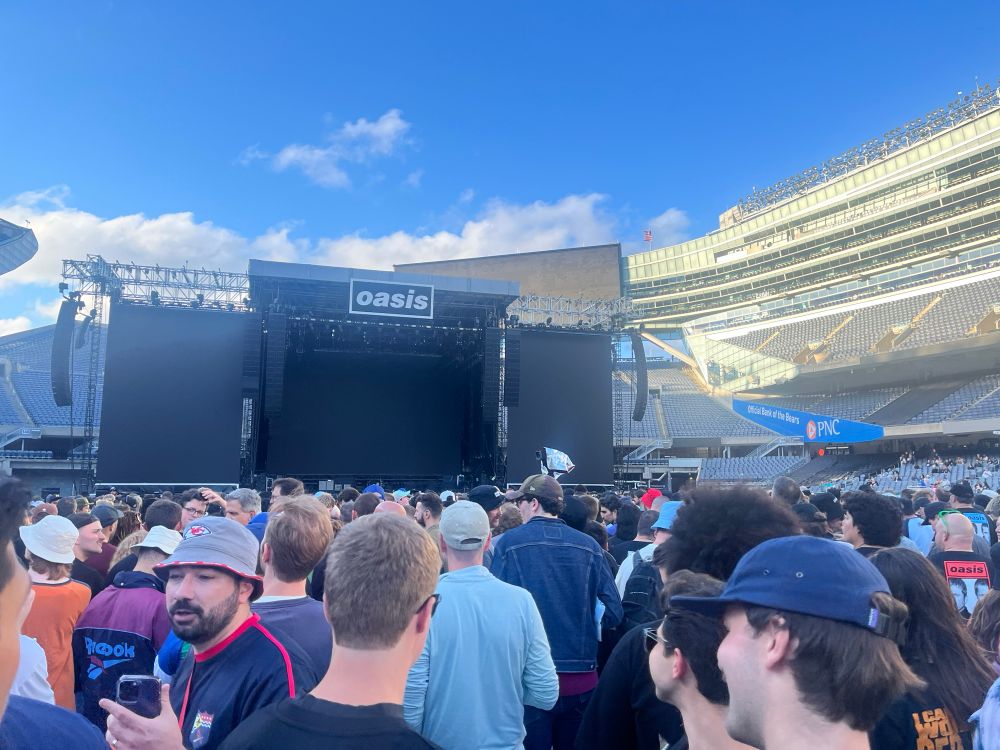 Oasis live 
