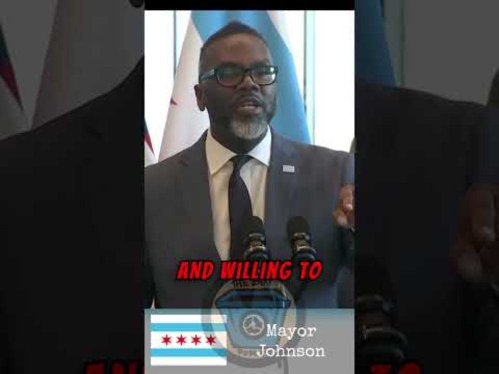 Chicago's Mayor Brandon Johnson REJECTS Trump's Attacks on the City #chicago #politics