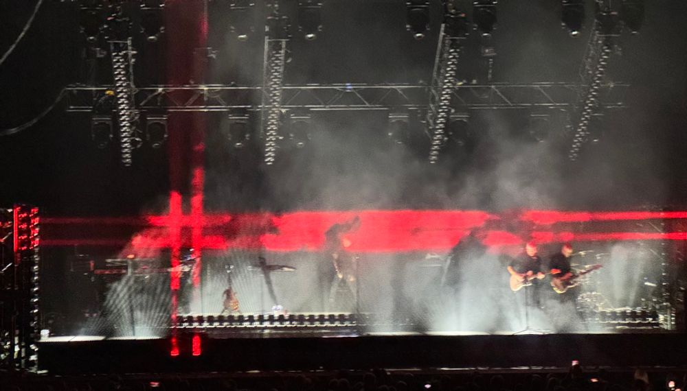 Telekon red lights at Gary Numan’s 45th Anniversary concert