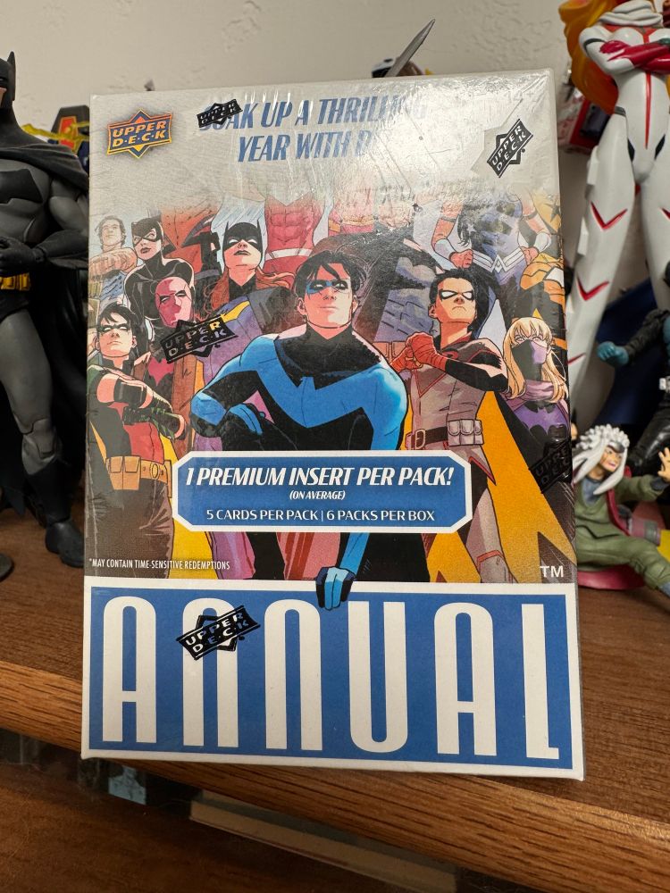 DC Comics Annual trading cards by Upper Deck