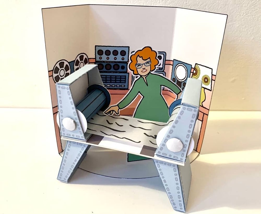 Daphne Oram with oramics machine diorama