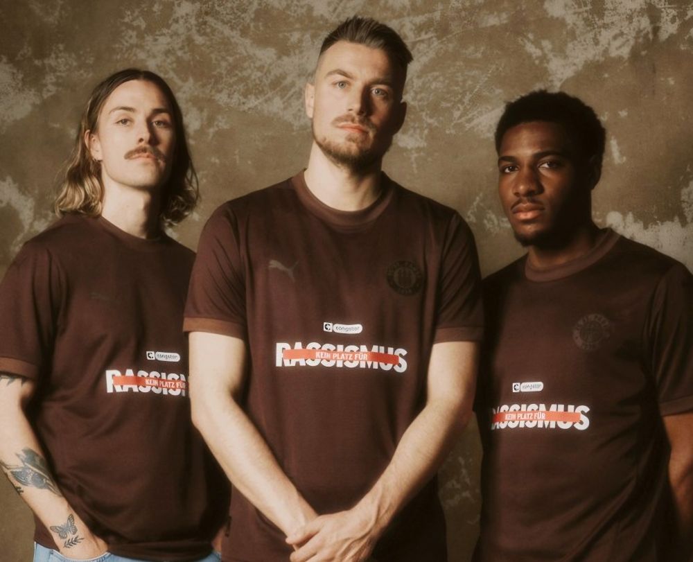 Sobdertrikot des FCSP "Kein 
Platz für Rassismus"