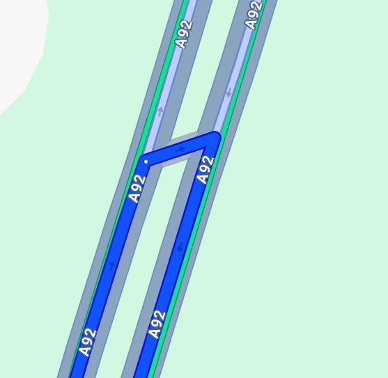 Google Maps route which crosses a divided highway
