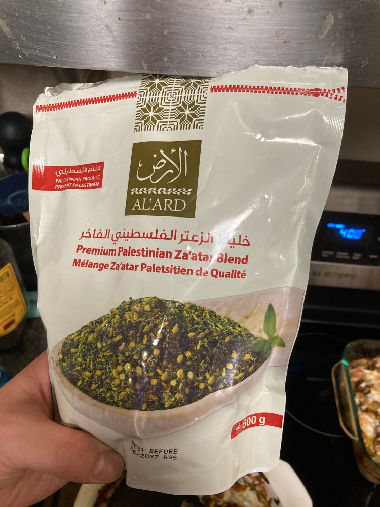 500g bag of premium palestinian za'atar blend." it's good
