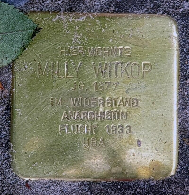 Stolperstein für Milly Witkop in der Berliner Buschkrugallee.