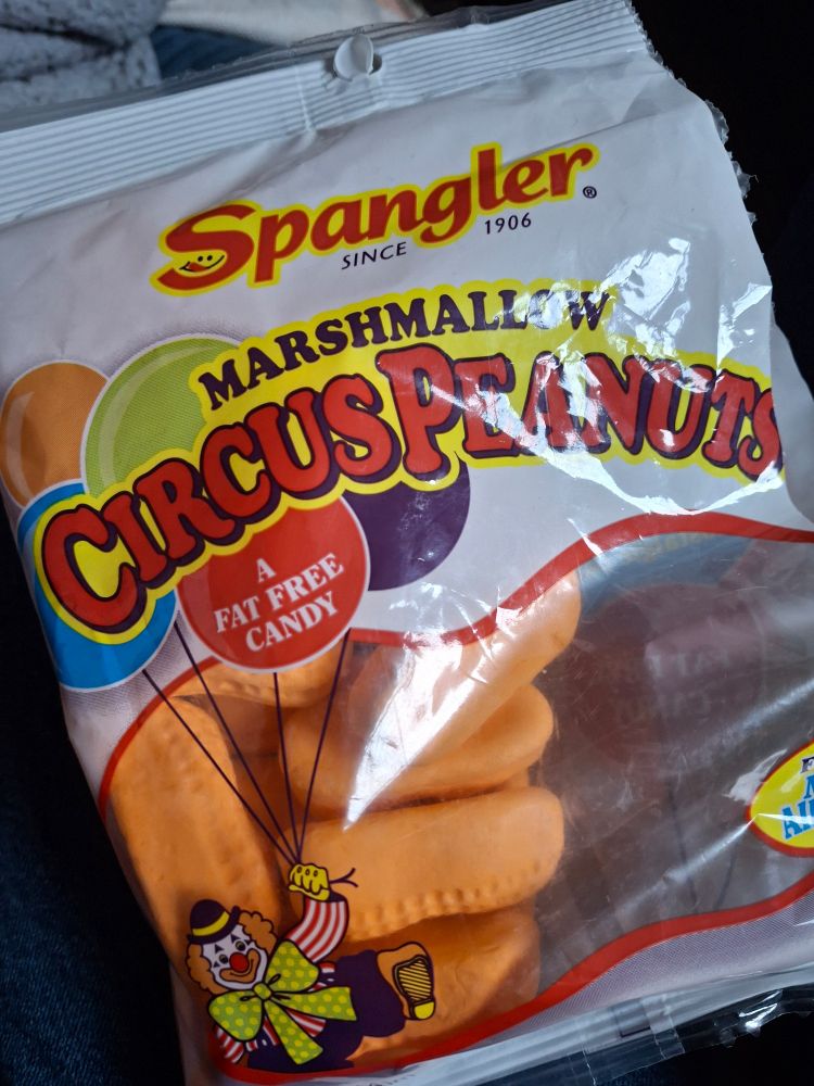 Spangler circus peanuts packaging
