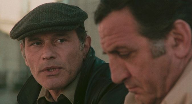 Marcel Bozzuffi, avec Lino Ventura, dans "Cadaveri eccellenti" ("Cadavre exquis", 1976) de Francesco Rosi