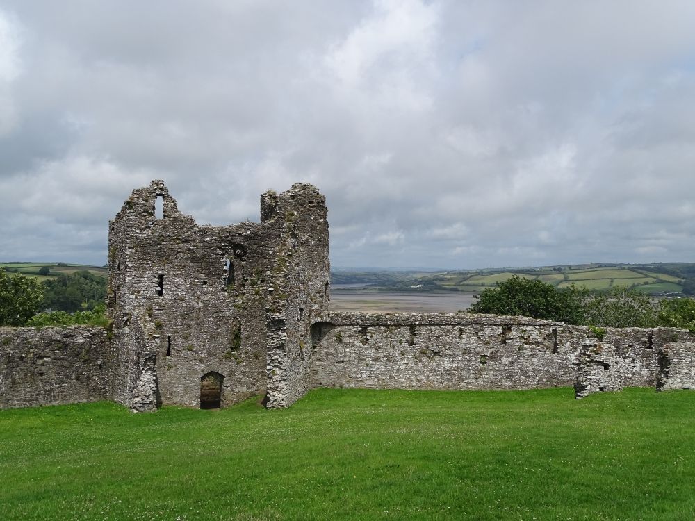 Llansteffan Castle