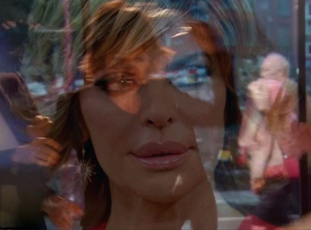 Lisa Rinna is upset