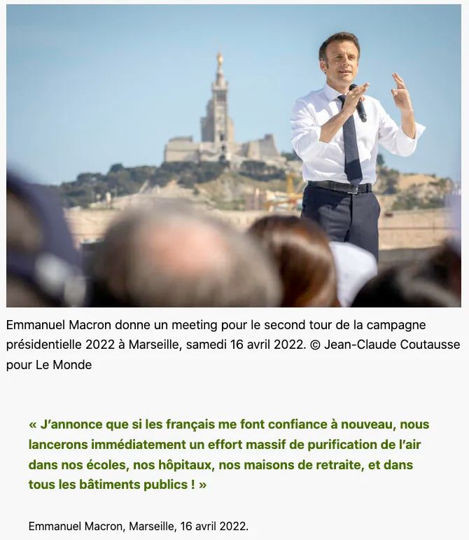 Macron pendant son meeting.