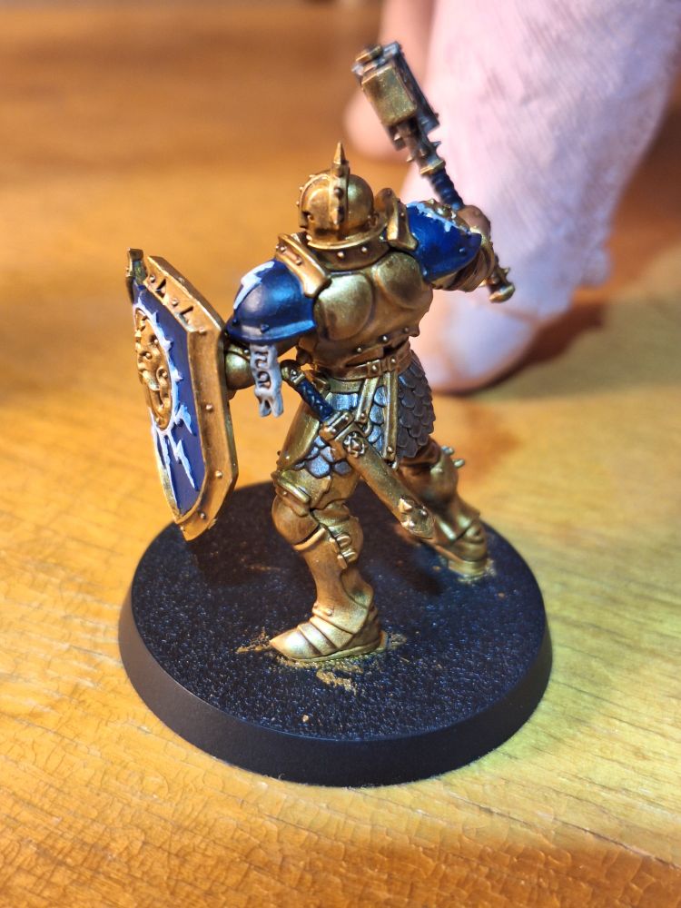 Alternate angle of the second eternal, showing the back and the little slip of parchment attatched to his shoulder.