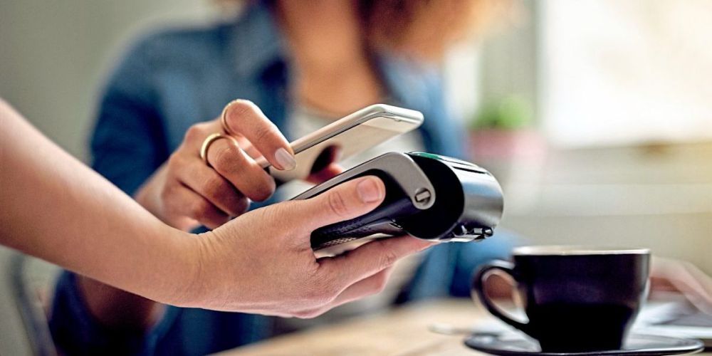 Das bringt 2024: Die E-Card kommt aufs Smartphone und wird NFC-fähig