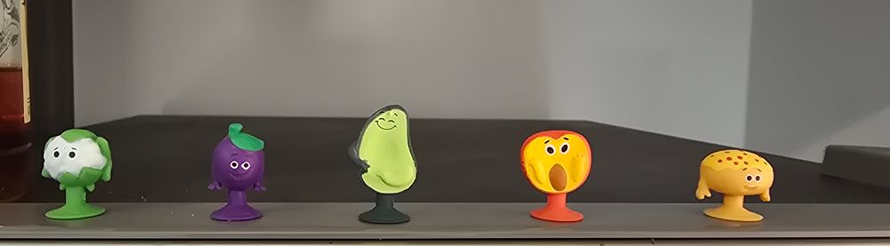 Small figures of plastic foods with suction cups 