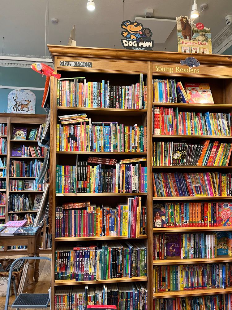 Toppings, a fantastic bookshop in Edinburgh, has impressive shelves for young reader graphic novels | https://www.toppingbooks.co.uk