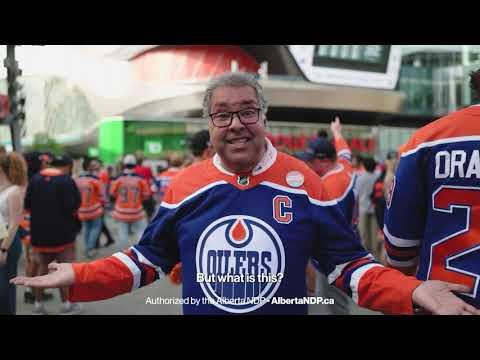 Community spirit is ALIVE in Edmonton tonight! 💙🧡 #letsgooilers