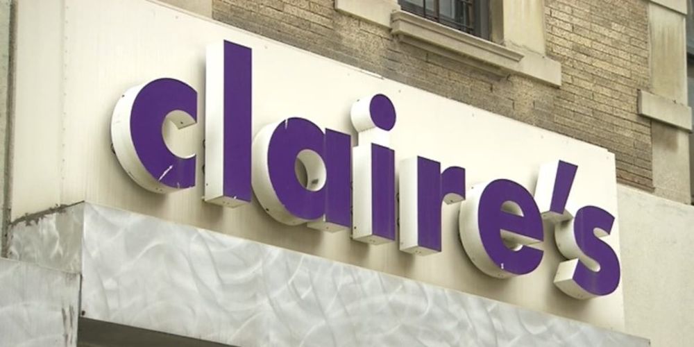The iconic mall staple that sells accessories and ear piercings filed for Chapter 11 bankruptcy protection on Wednesday.