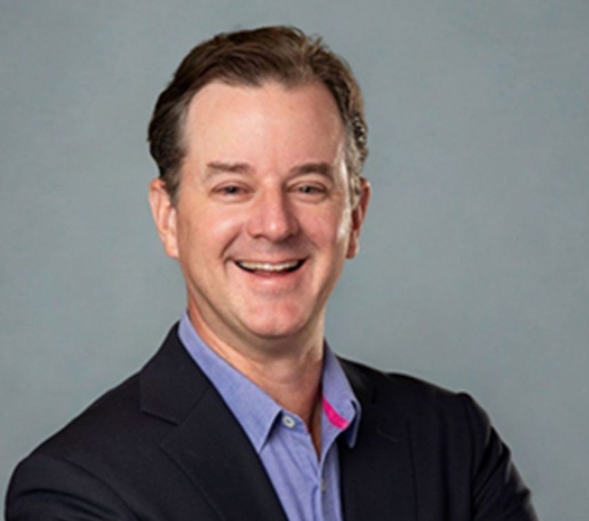 I AM THE YACHTROCK GOD, BOW DOWN AND WORSHIP ME! KISS MY ROLEX IN FEALTY, BIKE-PEASANT!