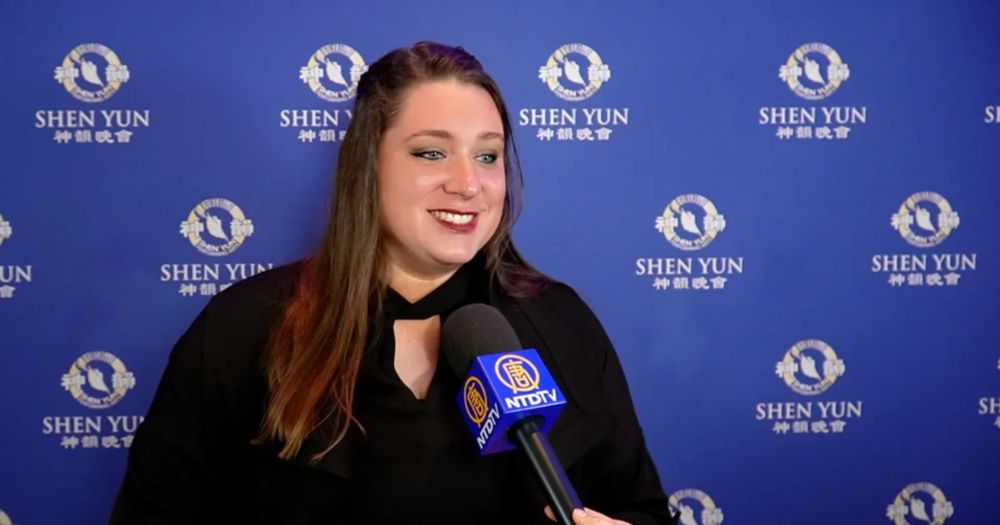Shen Yun Performing Arts received high praise from an enthusiastic audience at the Kentucky Center, Whitney Hall in Louisville, Kentucky, on April 29.