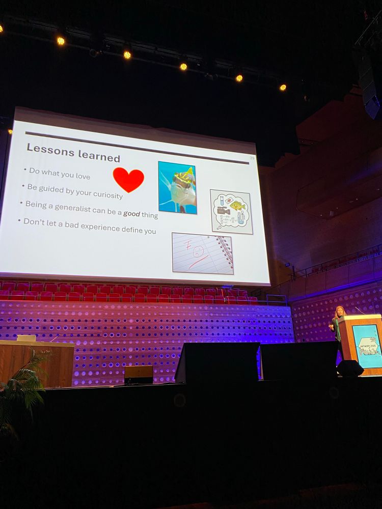 Sandra Binning presents four lessons learned in her career, in a slide titled: “Lessons learned”:
• Do what you love
• Be guided by your curiosity
• Being a generalist can be a good thing
• Don't let a bad experience define you