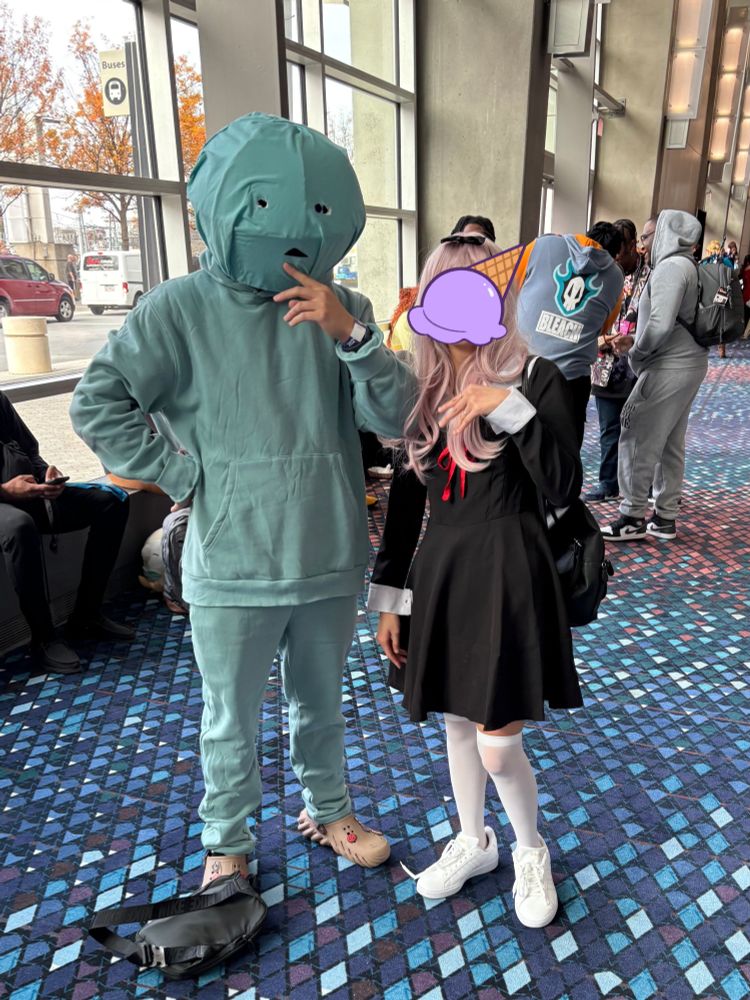 human in chika cosplay w/ cousin in smiski cosplay :D