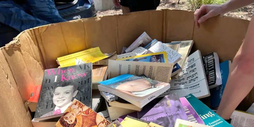 Opinion | Why this Florida school threw LGBTQ-friendly books into a dumpster