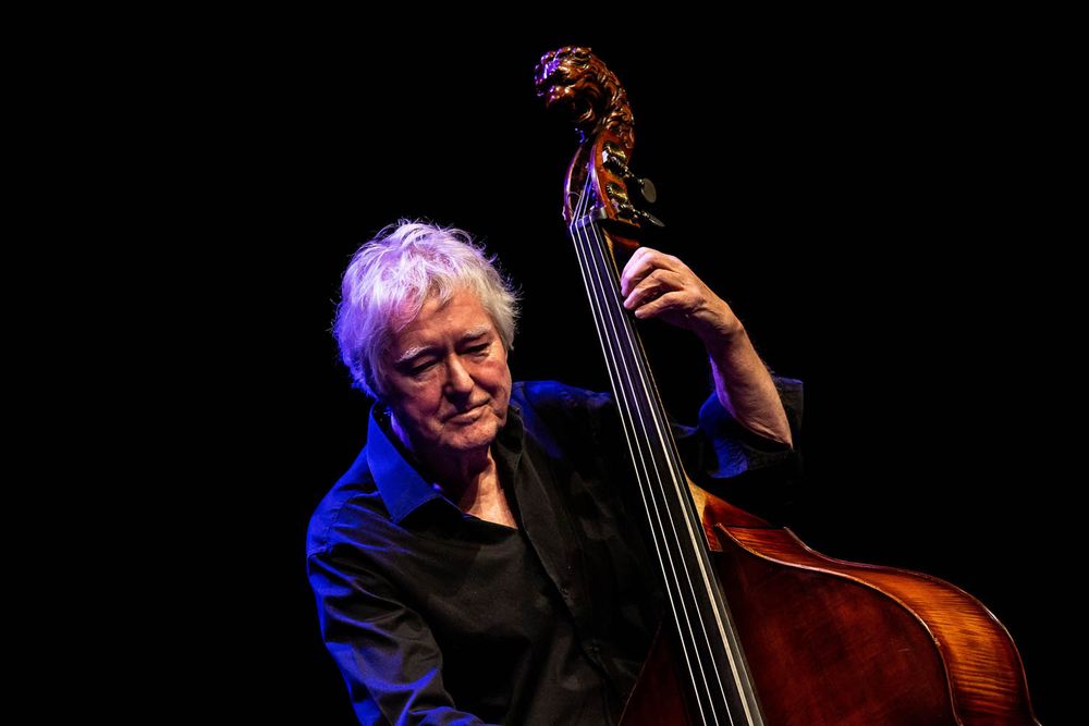 Photo of Norwegian bassist Arlid Andersen by Kai Hansen.