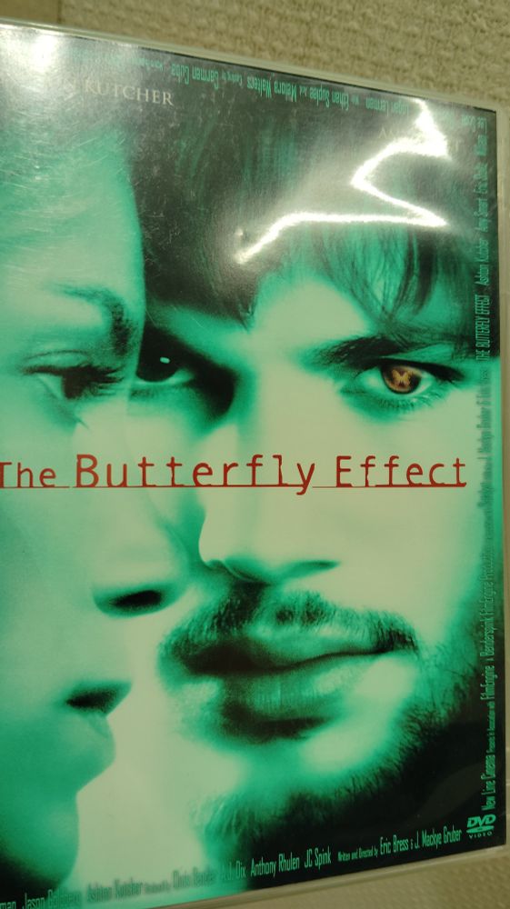 「バタフライエフェクト」の中古DVD