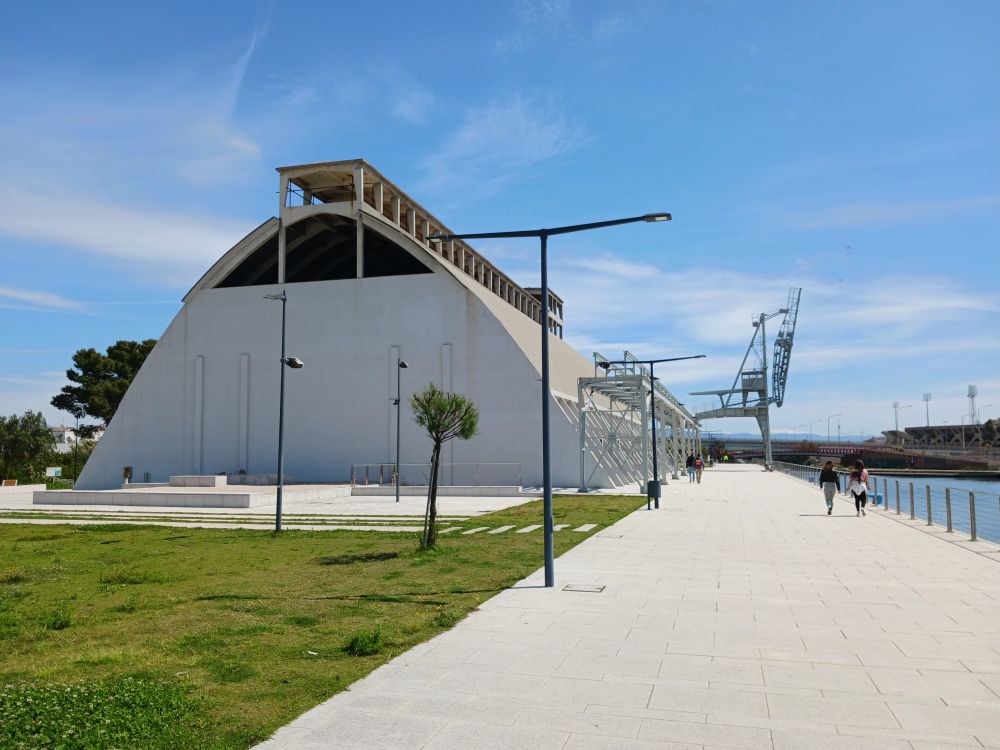 Picture of Nervi's Pavilion in Sant'Elia