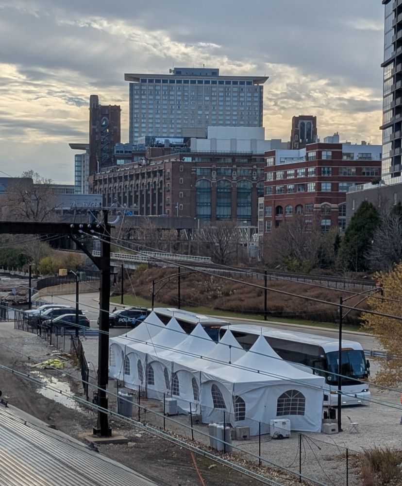 Metra electric shuttle Bus