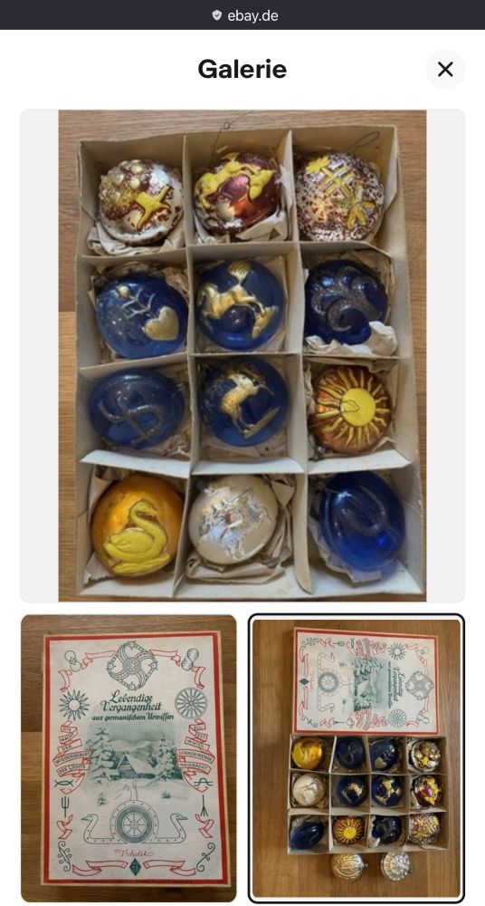 Diverse Kugeln mit Runen von 1930