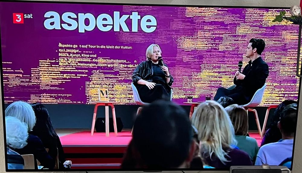 Mit Jo Schück auf der ARD Bühne der Buchmesse Frankfurt.