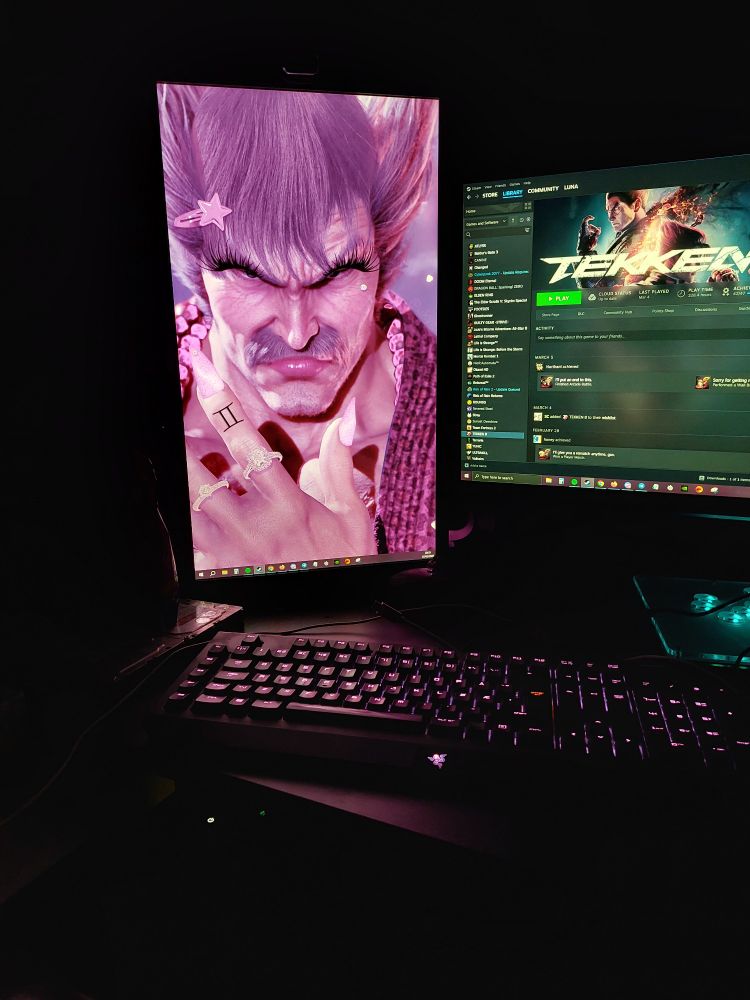 My cunty heihachi desktop background responsible for said pink lighting 